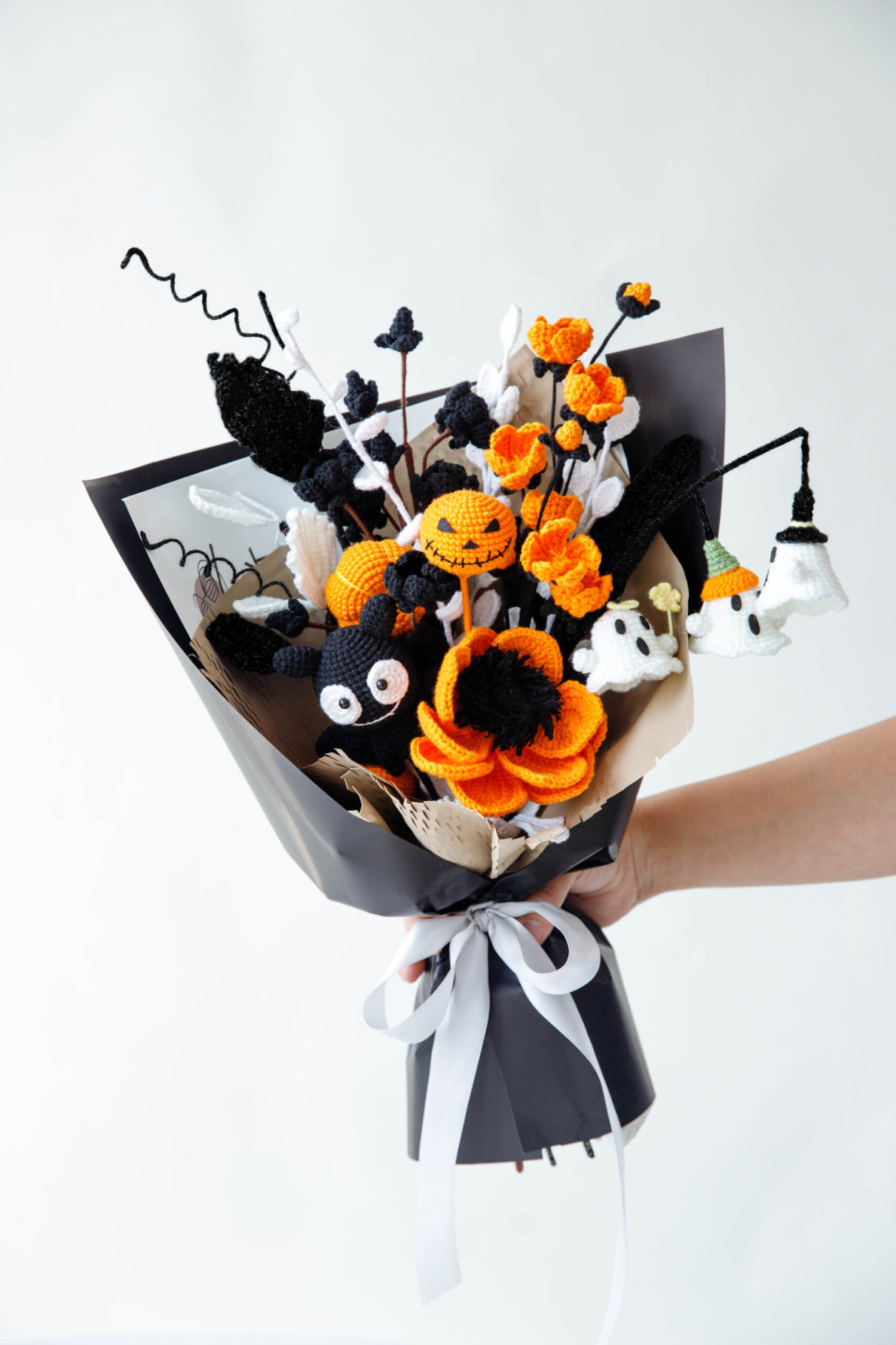 🎃 Spooky Halloween Crochet Bouquet Pattern Bundle (Digital PDF)