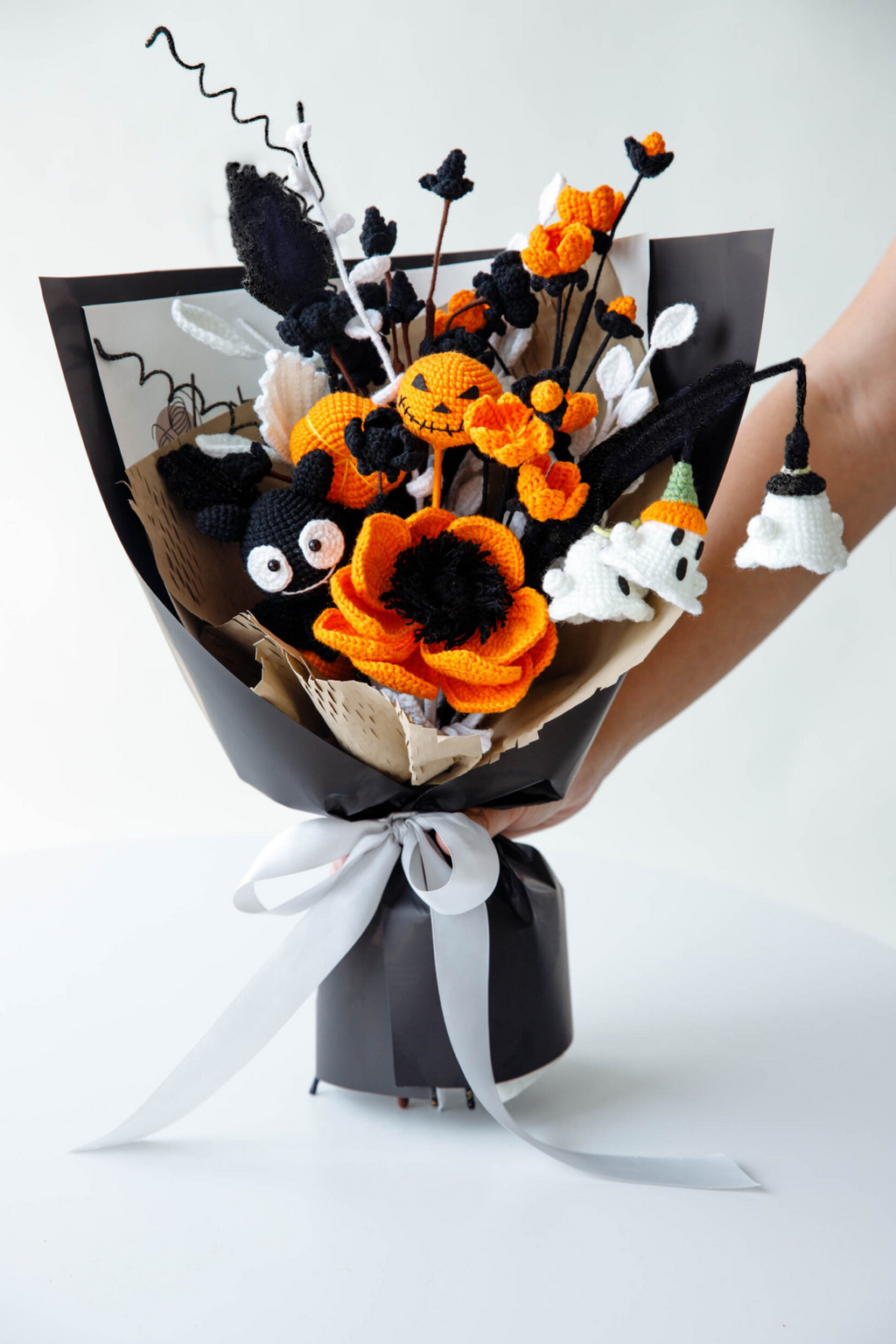 🎃 Spooky Halloween Crochet Bouquet Pattern Bundle (Digital PDF)